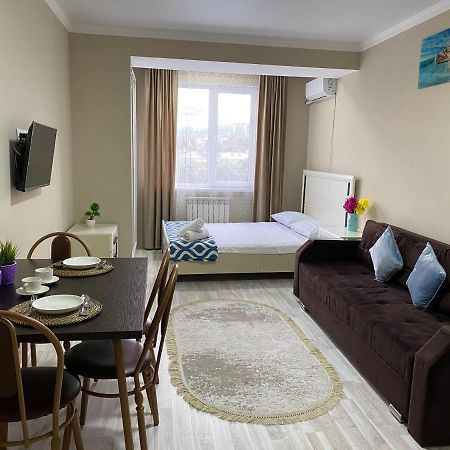 Оригинальная 1 Ком Квартира В Сердце Алматы Apartment ภายนอก รูปภาพ