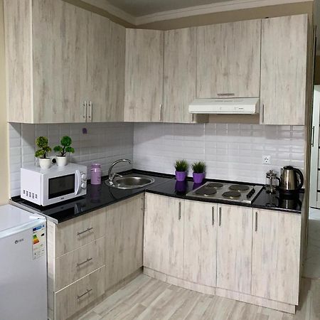 Оригинальная 1 Ком Квартира В Сердце Алматы Apartment ภายนอก รูปภาพ