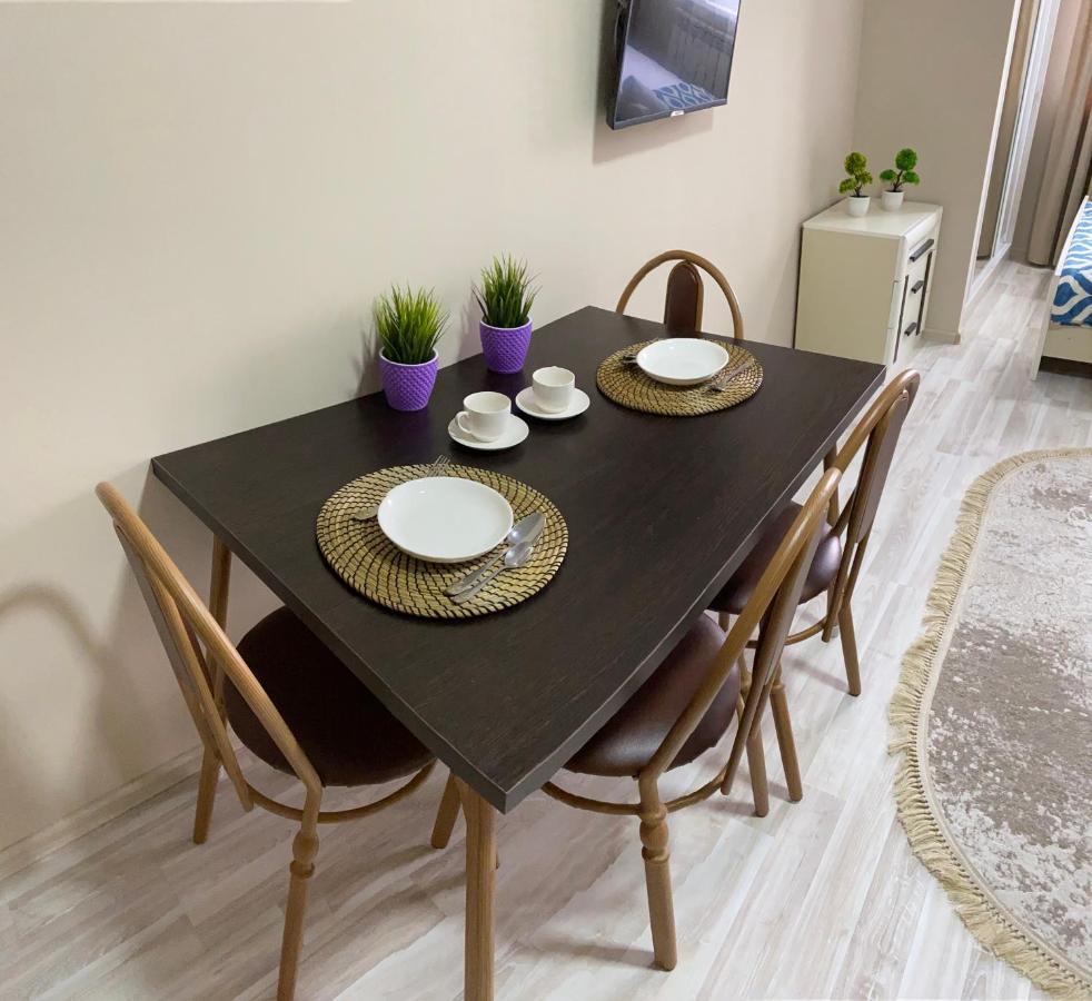 Оригинальная 1 Ком Квартира В Сердце Алматы Apartment ภายนอก รูปภาพ