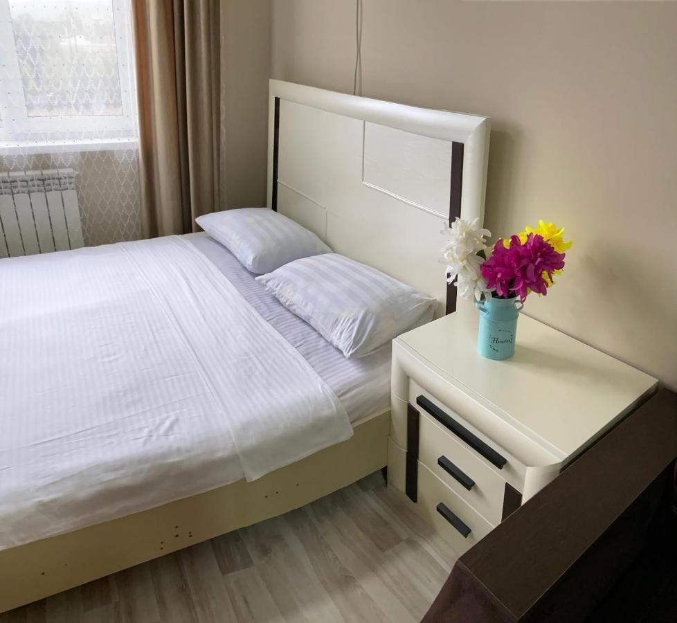 Оригинальная 1 Ком Квартира В Сердце Алматы Apartment ภายนอก รูปภาพ