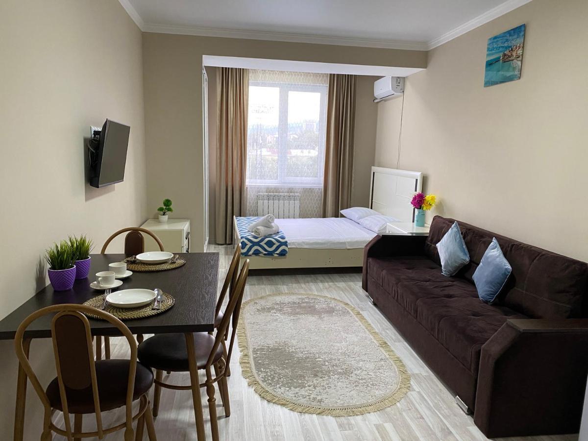 Оригинальная 1 Ком Квартира В Сердце Алматы Apartment ภายนอก รูปภาพ