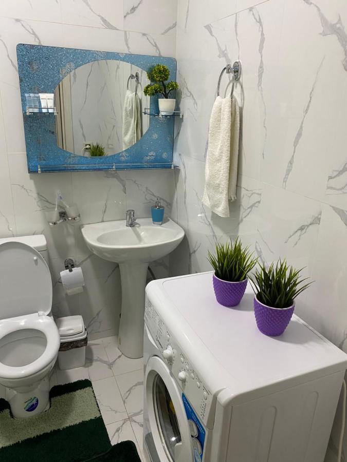Оригинальная 1 Ком Квартира В Сердце Алматы Apartment ภายนอก รูปภาพ